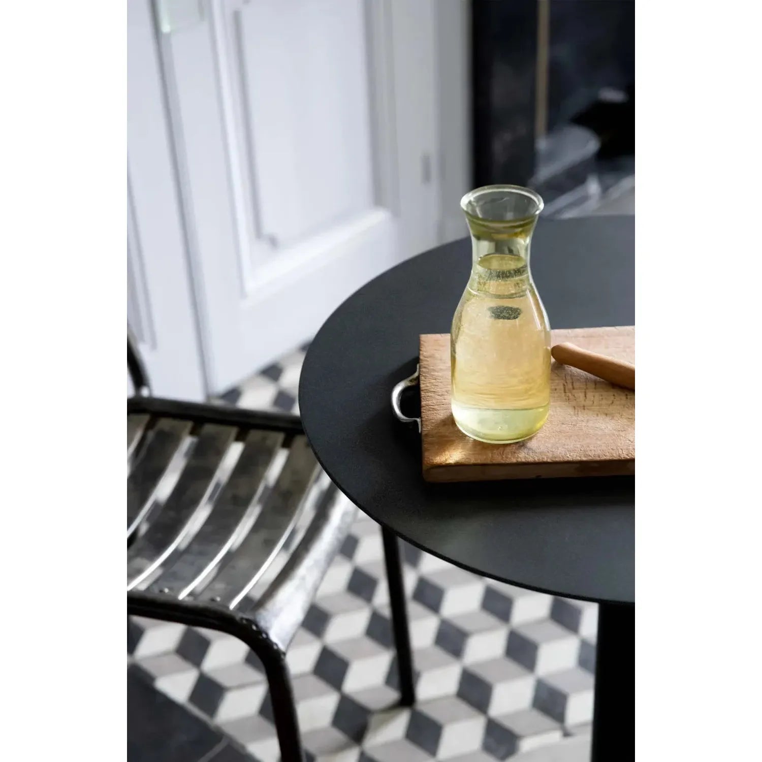 DONUT ROUND BISTRO TABLE
