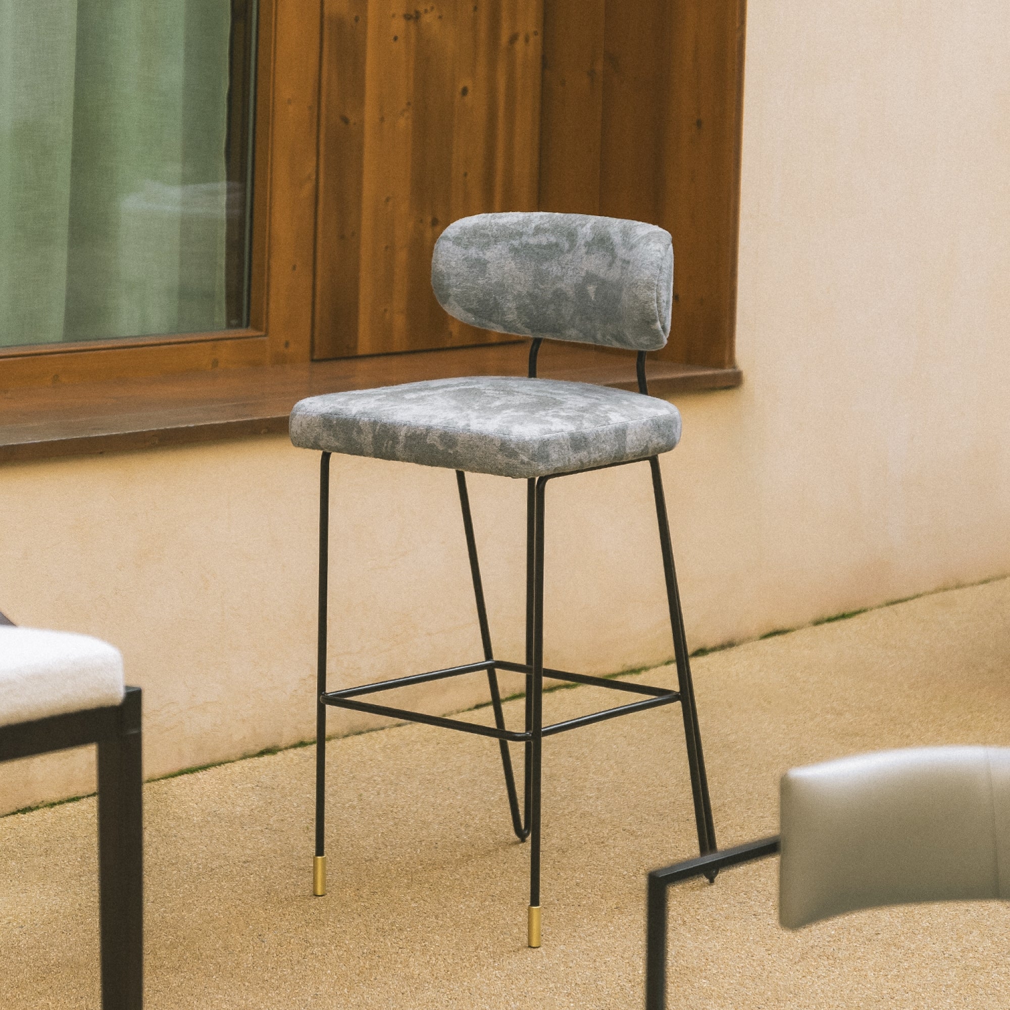 Apollo Bar Stool