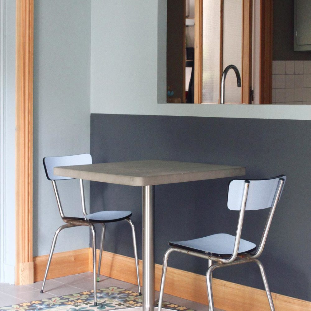 BISTROT SQUARE BISTRO TABLE