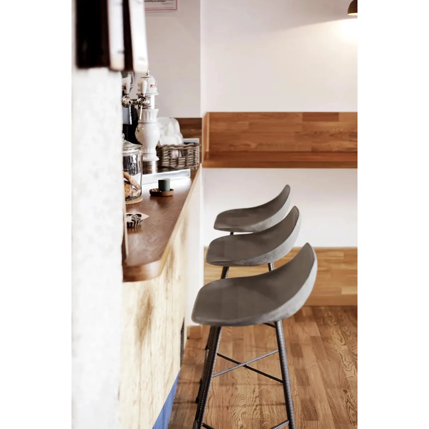 HAUTEVILLE 770 BARSTOOL