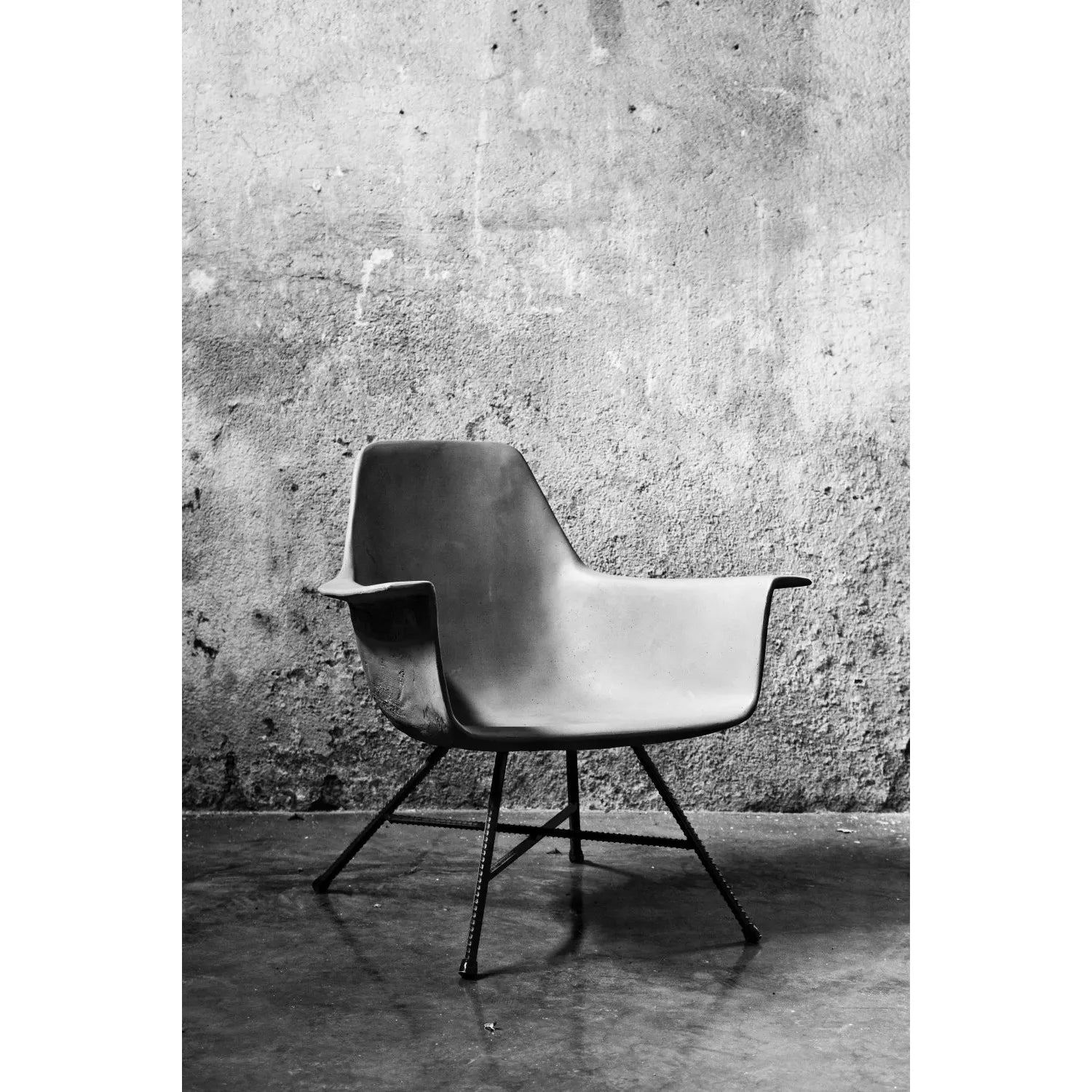 HAUTEVILLE LOW ARMCHAIR