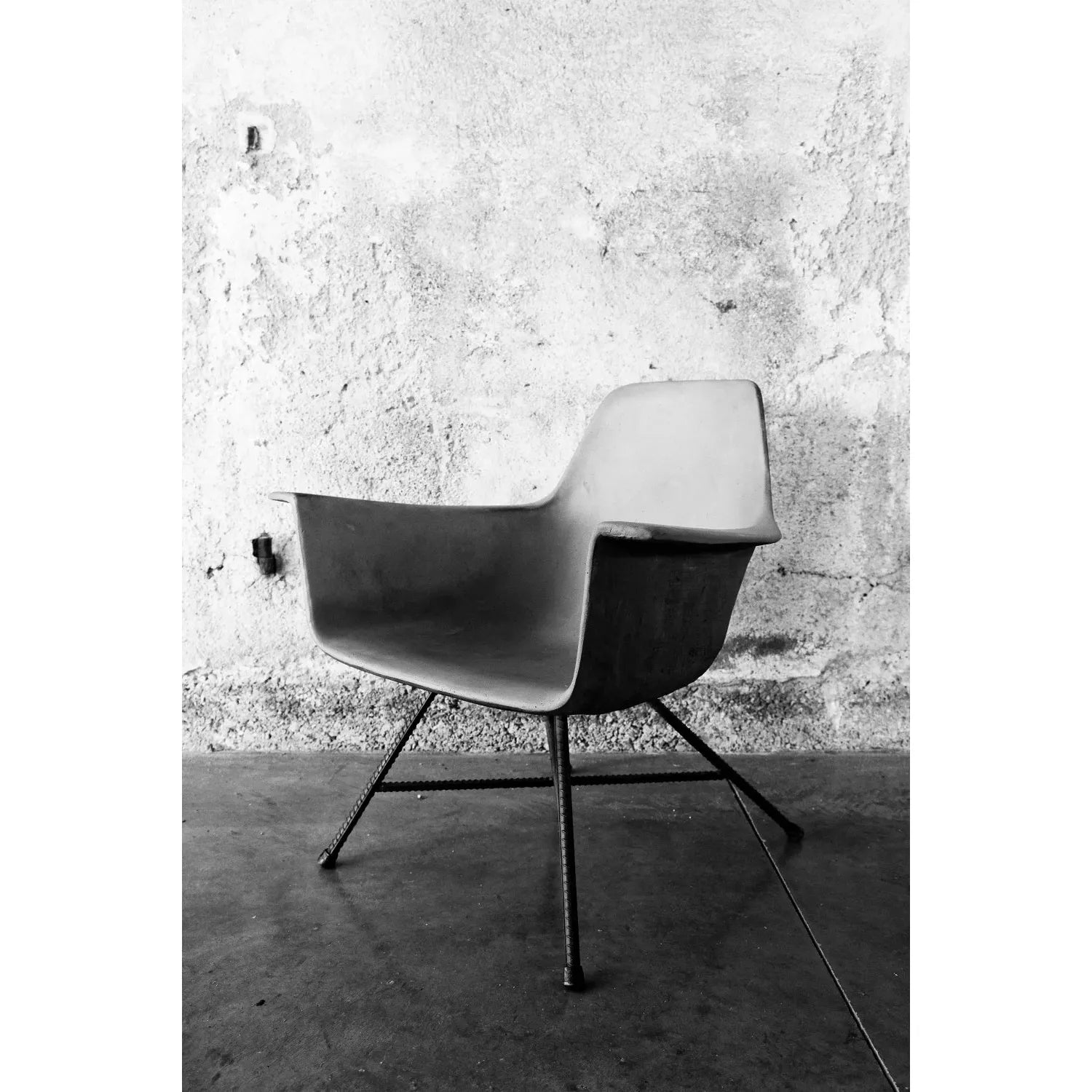 HAUTEVILLE LOW ARMCHAIR