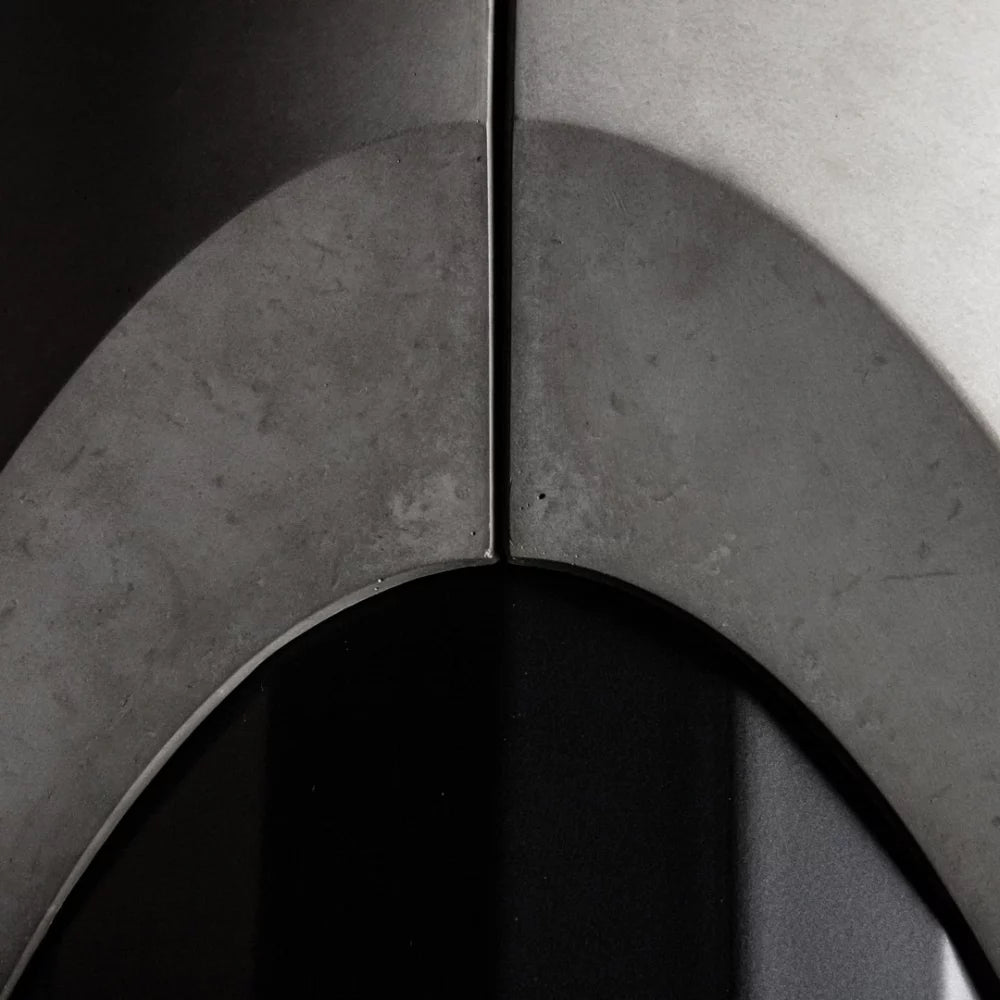 SHARP ROUND 1400 DINING TABLE