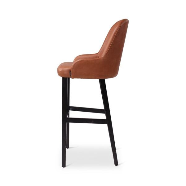 BEN bar chair with square wooden legs