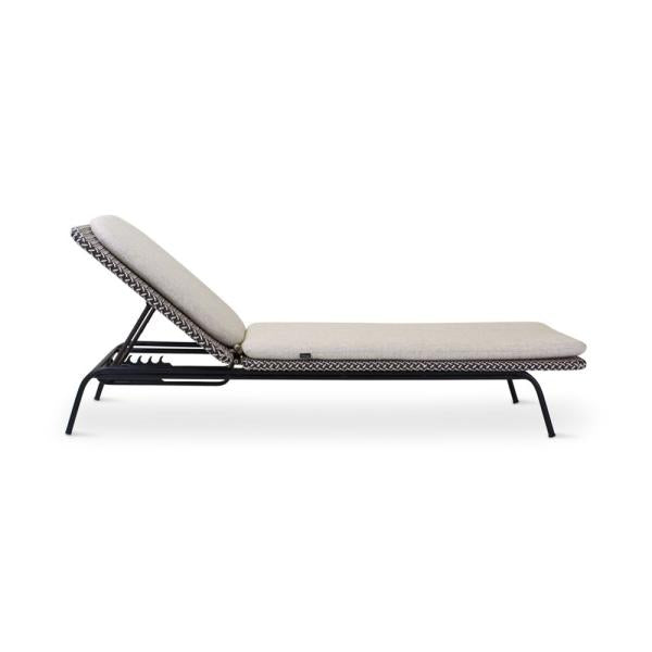 MODESTO sunlounger black alu, weaving oyster incl cushion cream