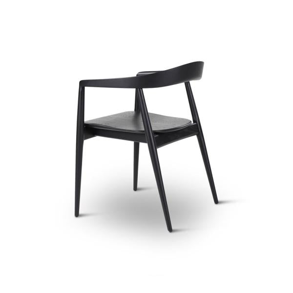 PURA armchair black