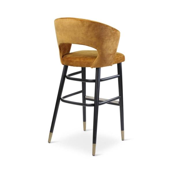 FAY bar chair with round wooden legs
