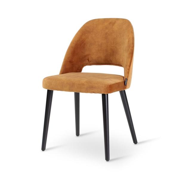 JOY chair with round wooden legs