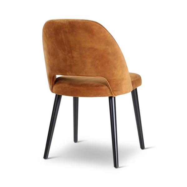 JOY chair with round wooden legs