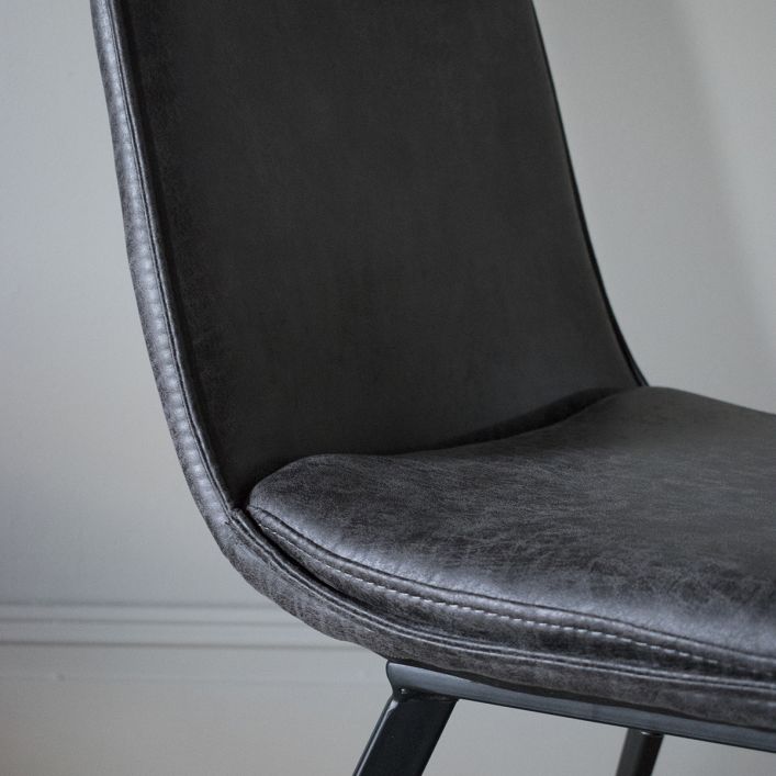 Hinks Chair | Modern Furniture + Decor