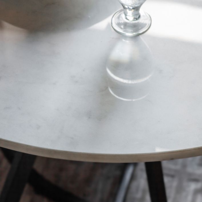 Moorgate Dining Table | Modern Furniture + Decor