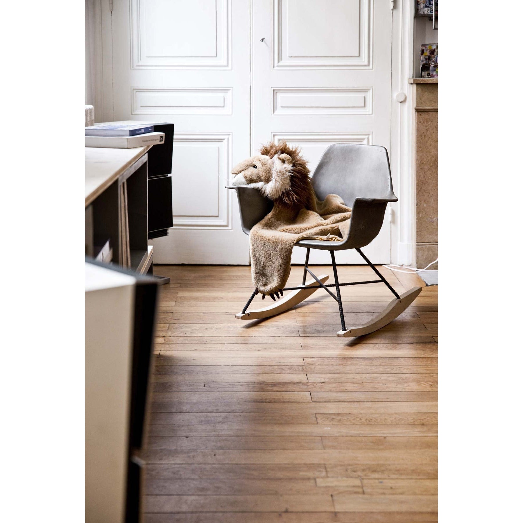 Lyon Beton Hauteville Rocking Chair with Concrete Seat | Modern Furniture + Decor